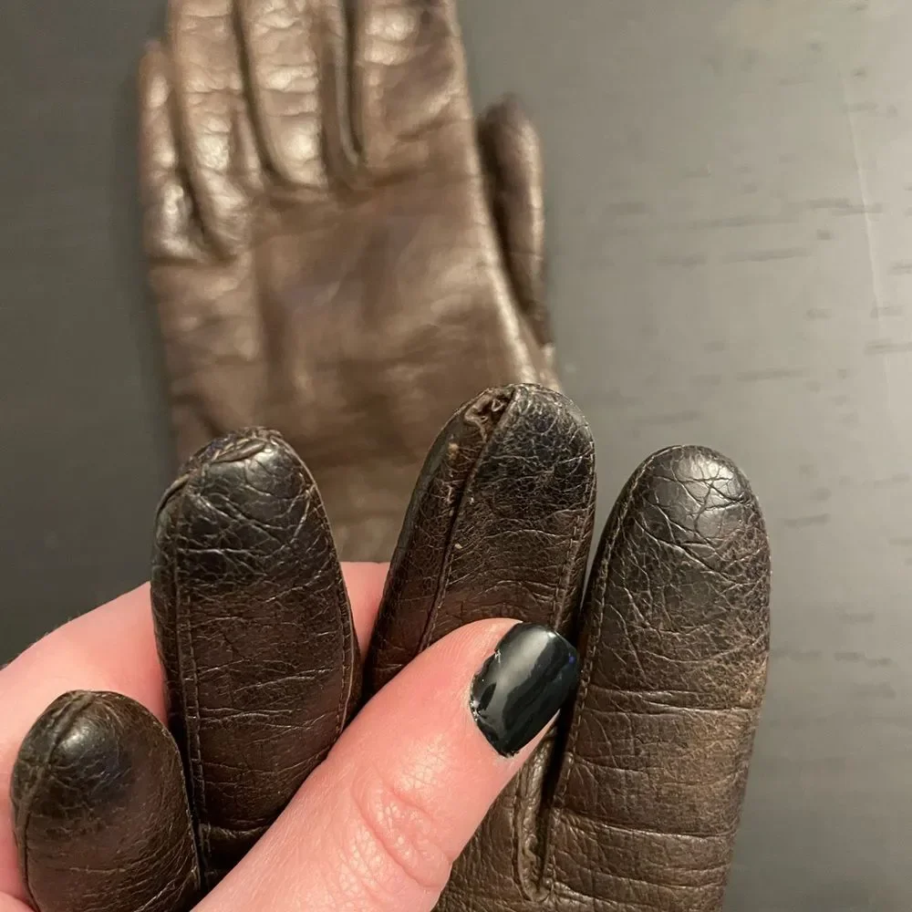 Vintage 1950s/1960s Brown Wool and Angora Lined Leather Gloves